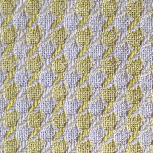 Banana Republic white and yellow pencil skirt. Size 12P. - Picture 7 of 10